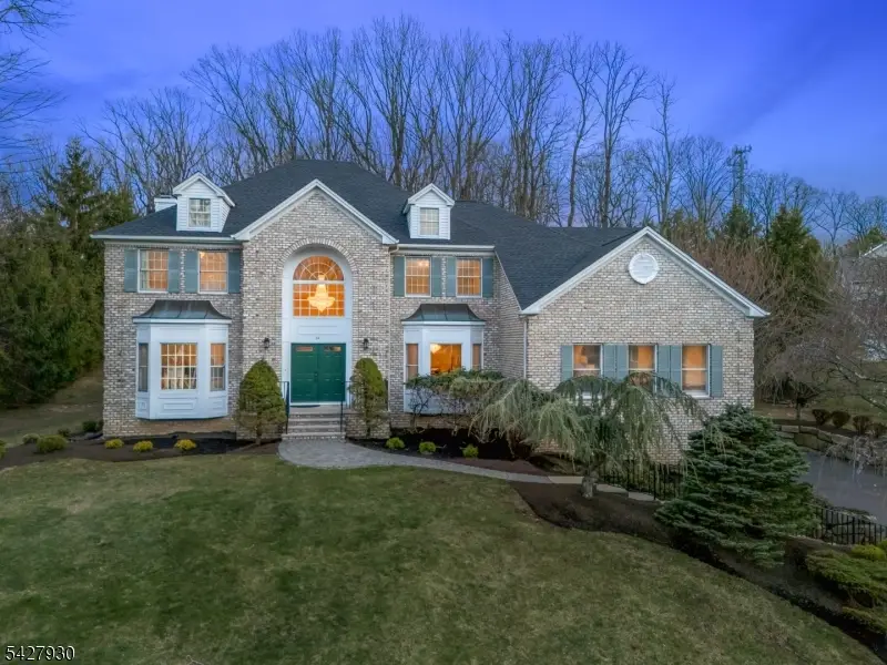 34 Arnold Dr, Randolph, NJ 07869 - #1