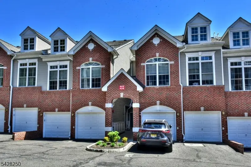 12 De Bruyle Ct, Hawthorne, NJ 07506 - #1