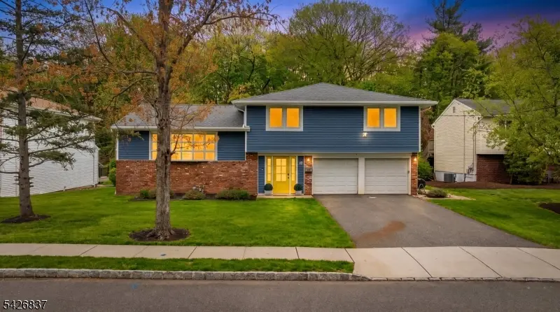 17 Wessman Dr, West Orange, NJ 07052 - #1