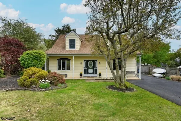 15 Shaffer St, Branchburg Twp., NJ 08876