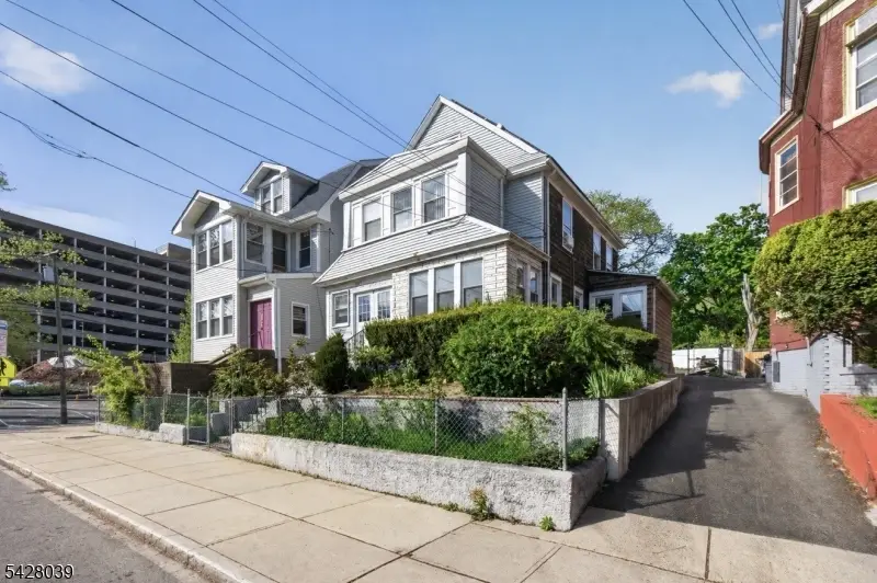 127 Lyons Ave, Newark, NJ 07112 - #1
