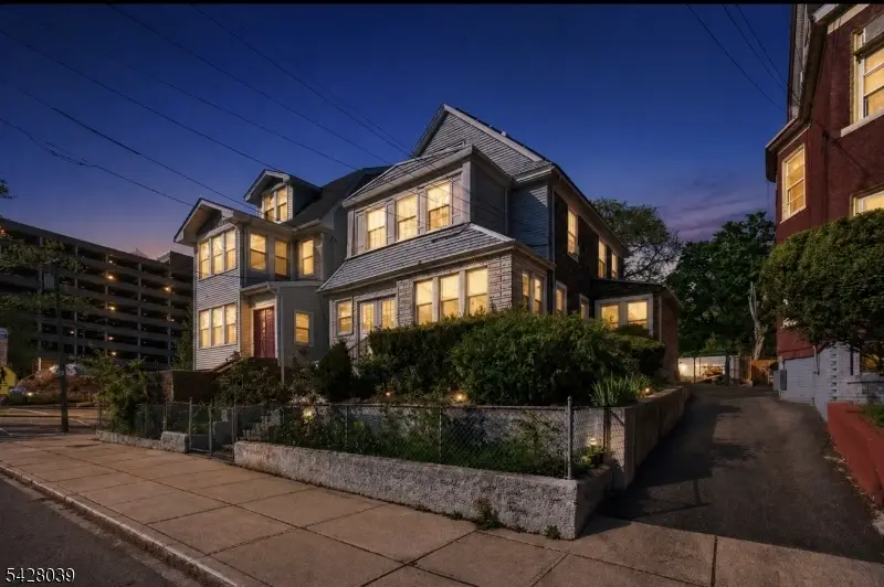 127 Lyons Ave, Newark, NJ 07112 - #3