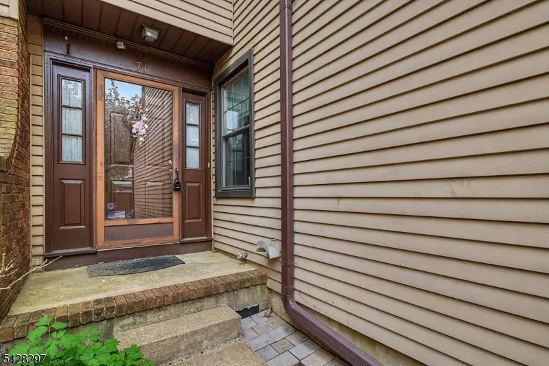 71 Bayberry Dr, Franklin, NJ 08873 - #3