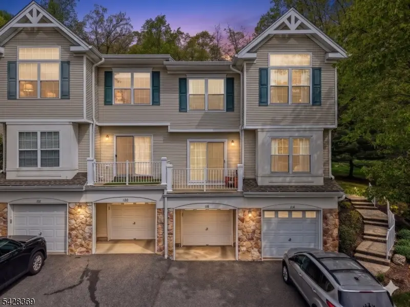 116 Wallace Ct, Dunellen, NJ 08812 - #1