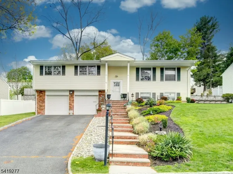 22 Cheshire Ter, West Orange, NJ 07052 - #1