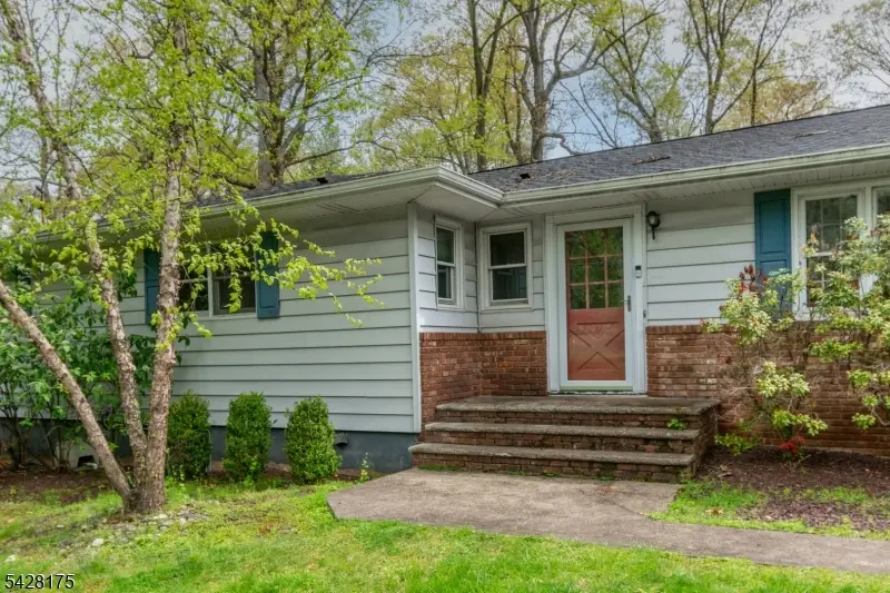 19 Floral Rd, Flemington, NJ 08822 - #2