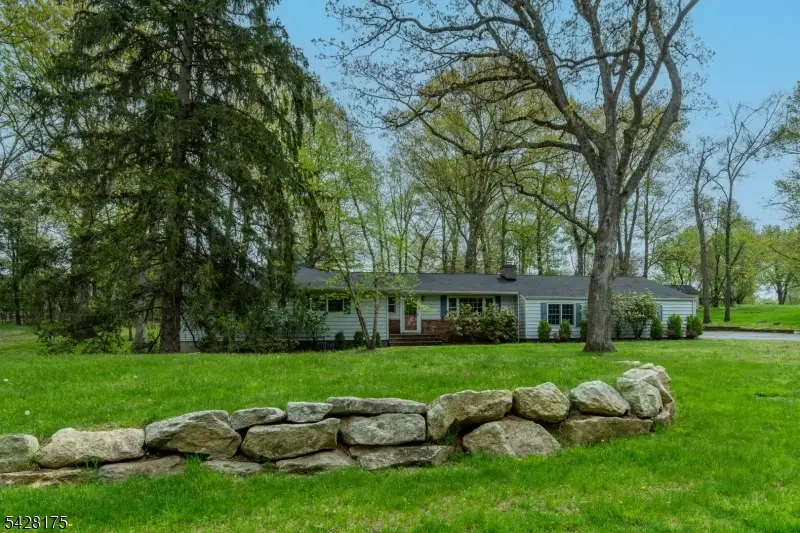 19 Floral Rd, Flemington, NJ 08822 - #3