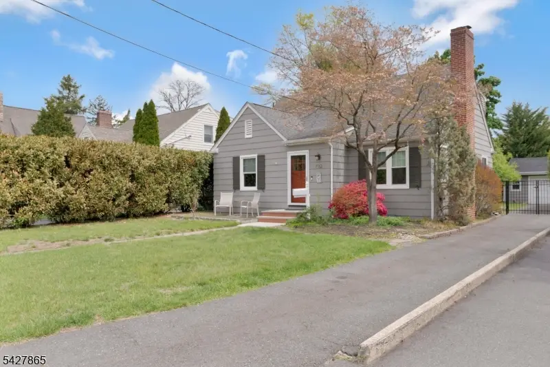 732 Park Ave, Martinsville, NJ 08805 - #2