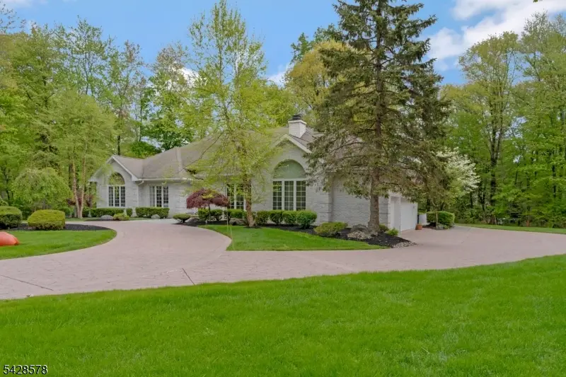 5 White Buck Run, Warren, NJ 07059 - #1