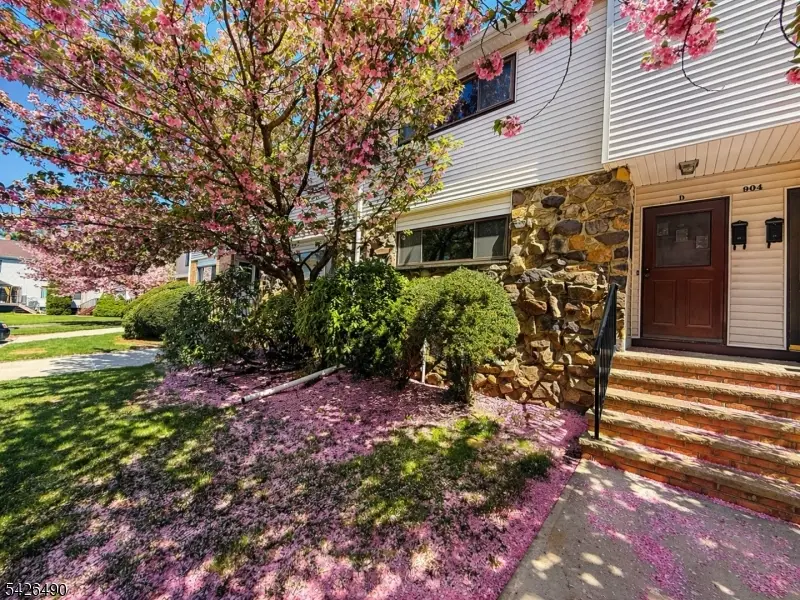 904D Merritt Dr #D, Hillsborough, NJ 08844 - #2