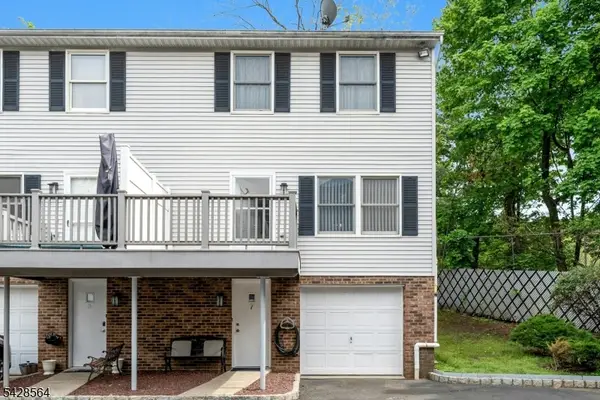 210 Caldwell Ave, Paterson City, NJ 07501