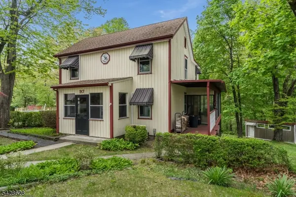 97 Hickory Corner Rd, Alexandria Twp., NJ 08848