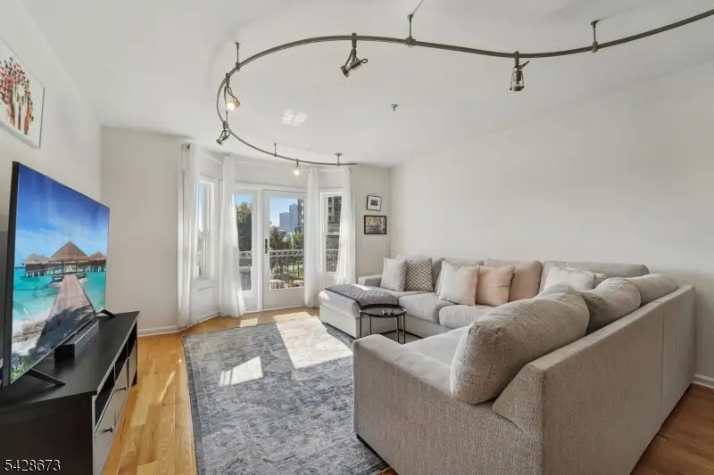 129 The Promenade, Edgewater, NJ 07020 - #2