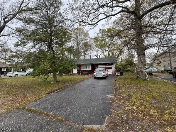 326 Normandie Dr, Lacey Twp., NJ 08731
