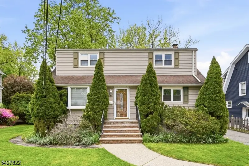 104 14th St, Cresskill, NJ 07626 - #3
