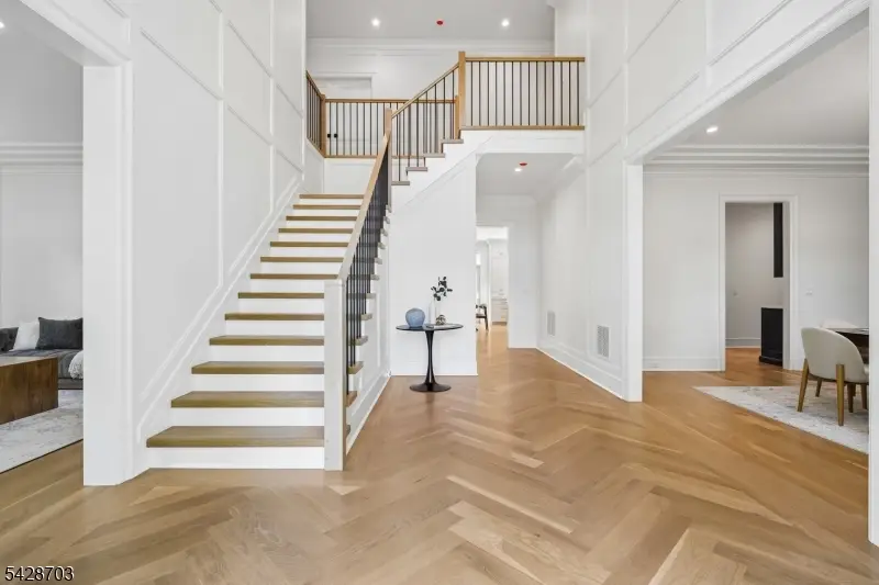 6 Benson Ct, Short Hills, NJ 07078 - #2