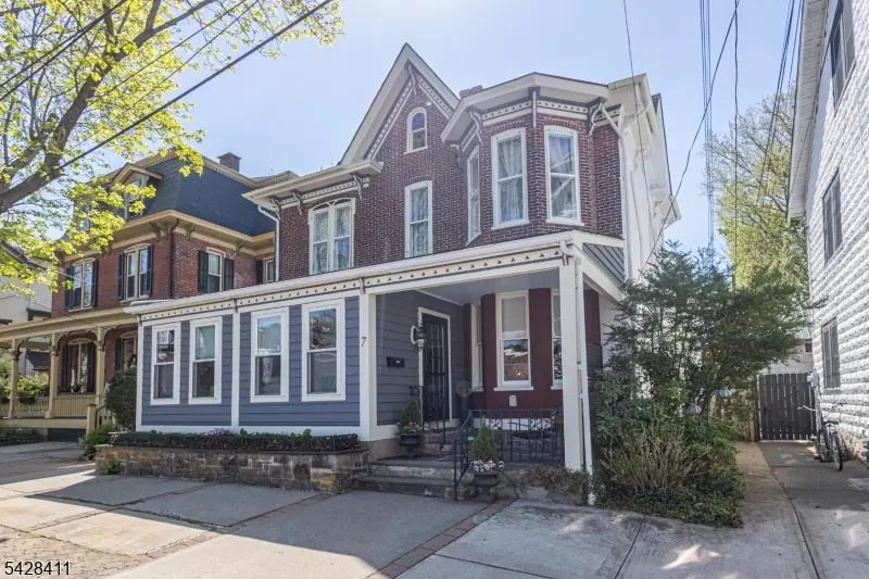 7 York St, Lambertville, NJ 08530 - #2