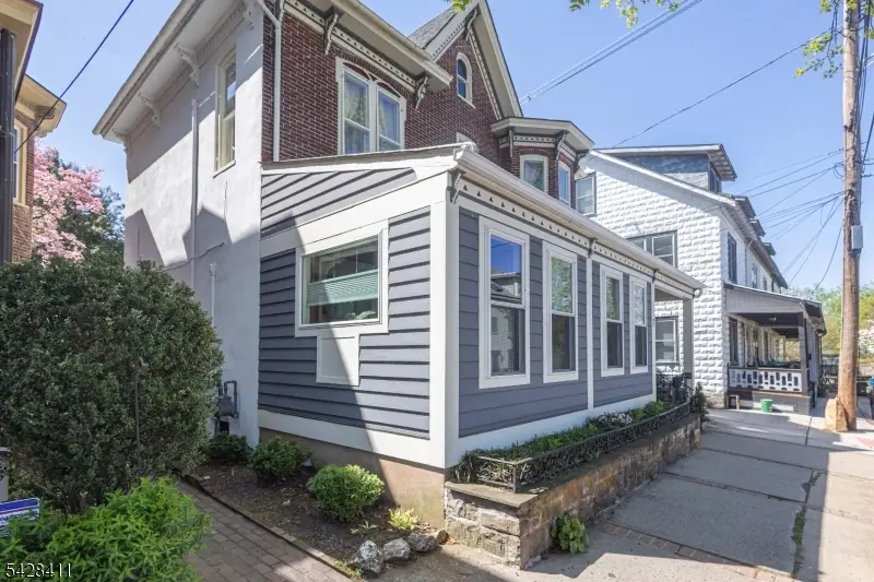 7 York St, Lambertville, NJ 08530 - #3