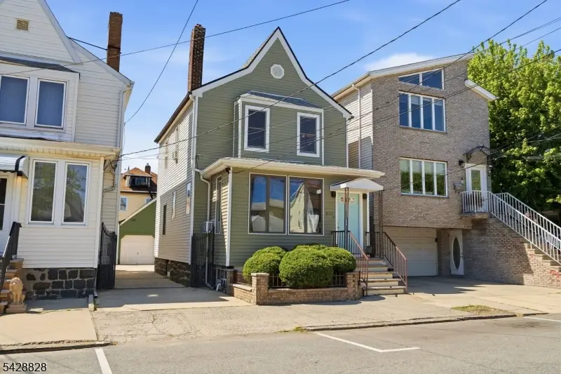 8111 4th Ave, North Bergen, NJ 07047 - #2