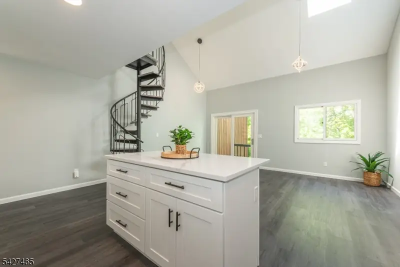 5 Gray Rock Dr #4, Vernon Center, NJ 07462 - #3