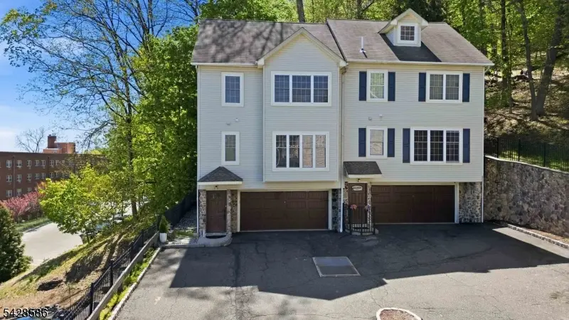 1 Entrance Ave, Morristown, NJ 07960 - #1