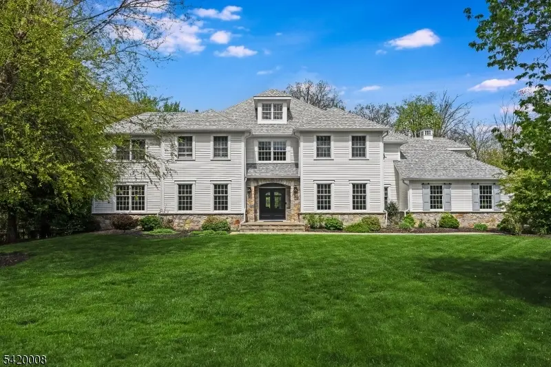 82 Woodman Ln, The Hills, NJ 07920 - #1