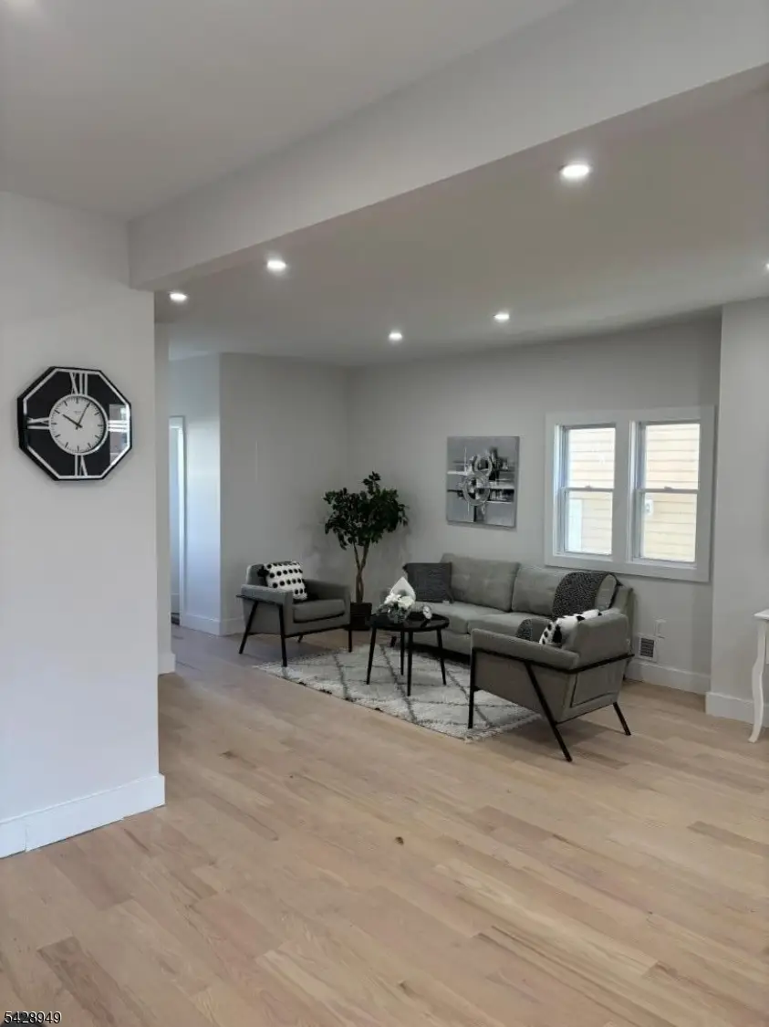 222 E 30th St, Paterson, NJ 07514 - #3