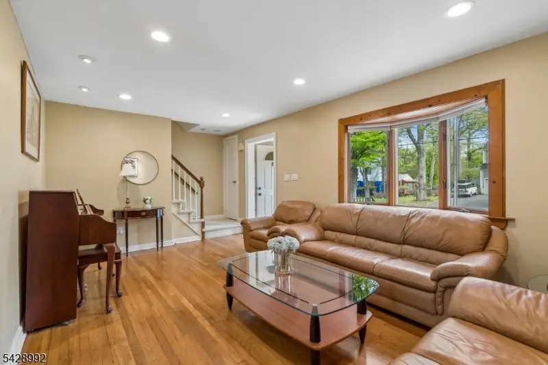 85 Irving Ave, Livingston, NJ 07039 - #2