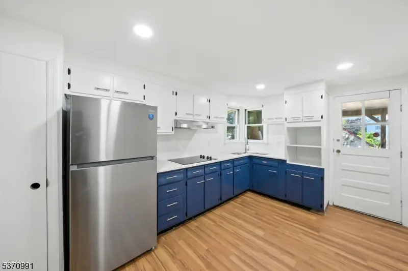 34 North St, Bloomsbury, NJ 08804 - #3