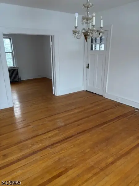 327 Washington St, Rahway, NJ 07065 - #2
