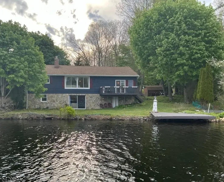 9 Duck Point Trl, Lake Hopatcong, NJ 07885 - #3