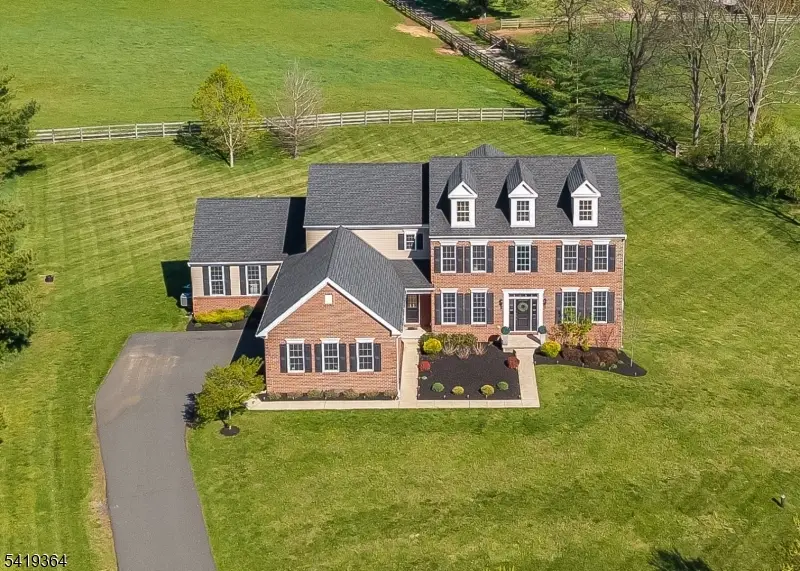 1 Belmont Ct, Pittstown, NJ 08867 - #1