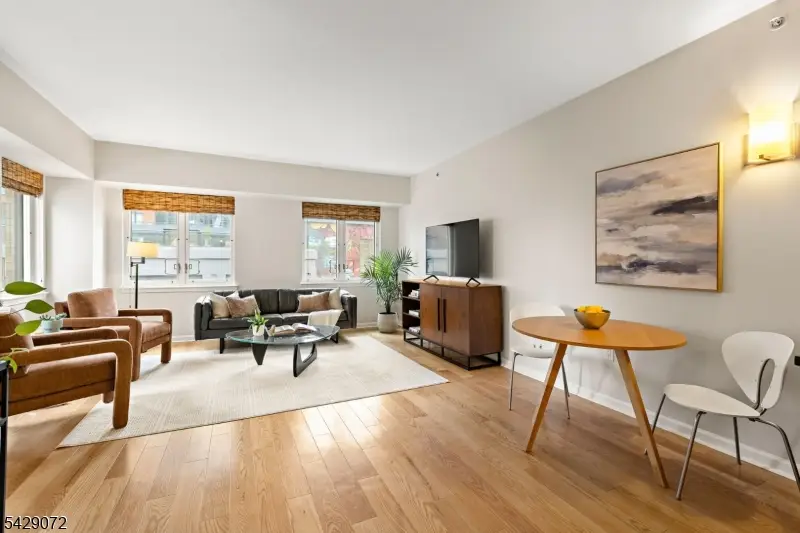 143 Morgan St #7E, Jersey City, NJ 07302 - #3