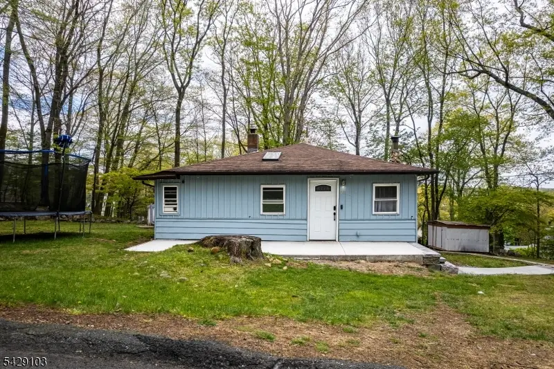 15 Mohican Ave, Landing, NJ 07850 - #2