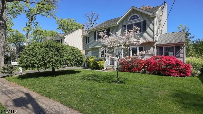 221 Ayliffe Ave, Westfield, NJ 07090 - #2