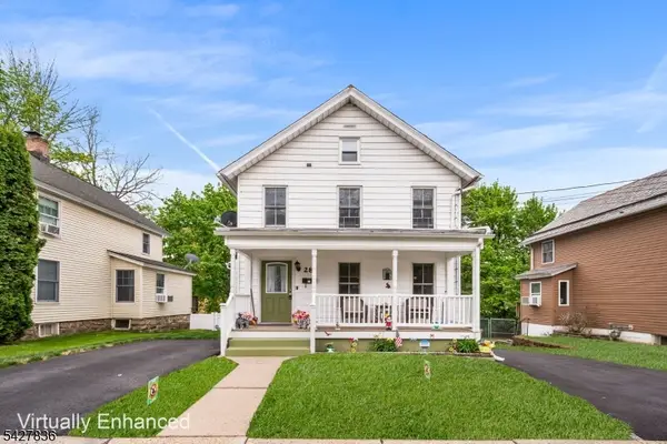 28 Clinton St, Newton Town, NJ 07860
