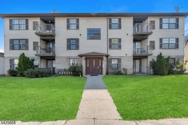 535-541 Bayway Ave #2B, Elizabeth City, NJ 07202