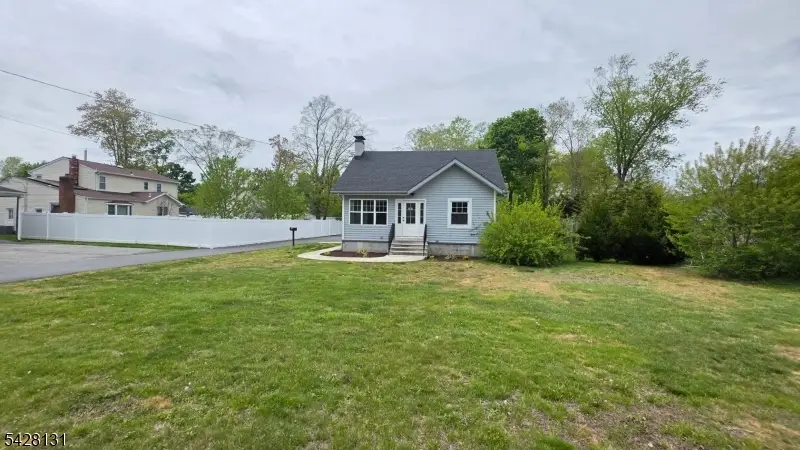 397 Newark Pompton Tpke, Pequannock, NJ 07444 - #1