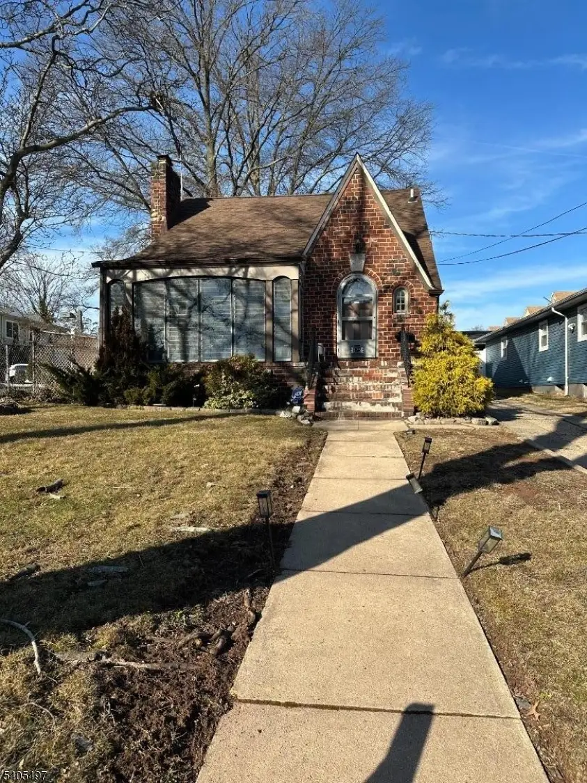 123 E 6th Avenue, Roselle, NJ 07203 - #1