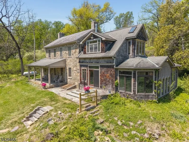 130 Shire Rd, Holland, NJ 08848 - #1