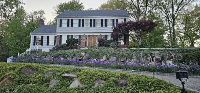 309 Paul Ct, Wyckoff, NJ 07481 - #3