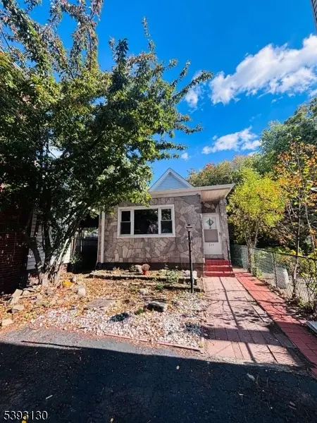 212 4th St, Passaic, NJ 07055 - #1