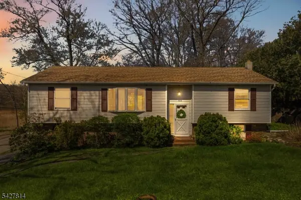 400 Lake Shore Dr, West Milford Twp., NJ 07421