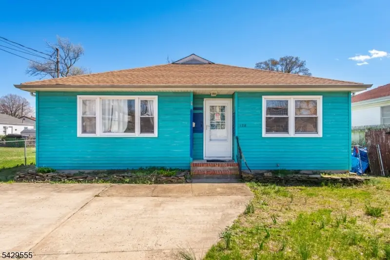 128 Highland Blvd, Keansburg, NJ 07734 - #3