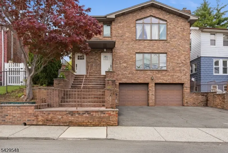 767 Kingsland Ave, Ridgefield, NJ 07657 - #1