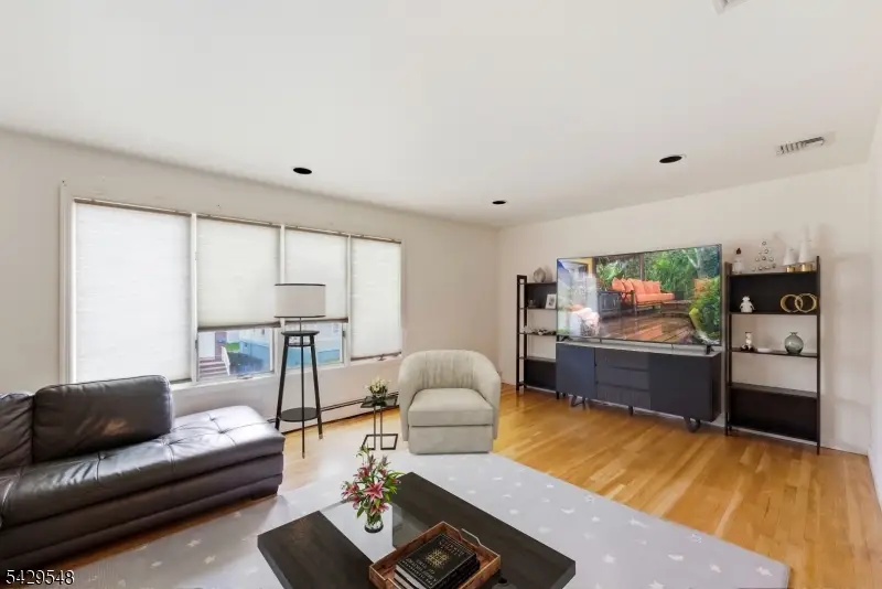 767 Kingsland Ave, Ridgefield, NJ 07657 - #2