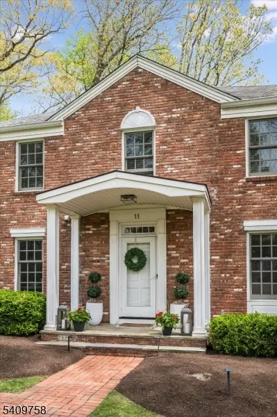 11 Huron Dr, Chatham, NJ 07928 - #2