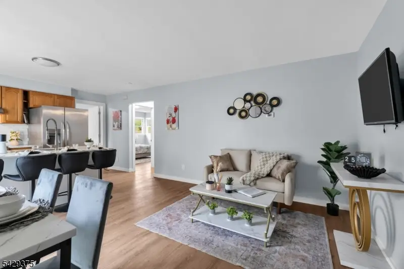 424 Bartlett St, Roselle, NJ 07203 - #3