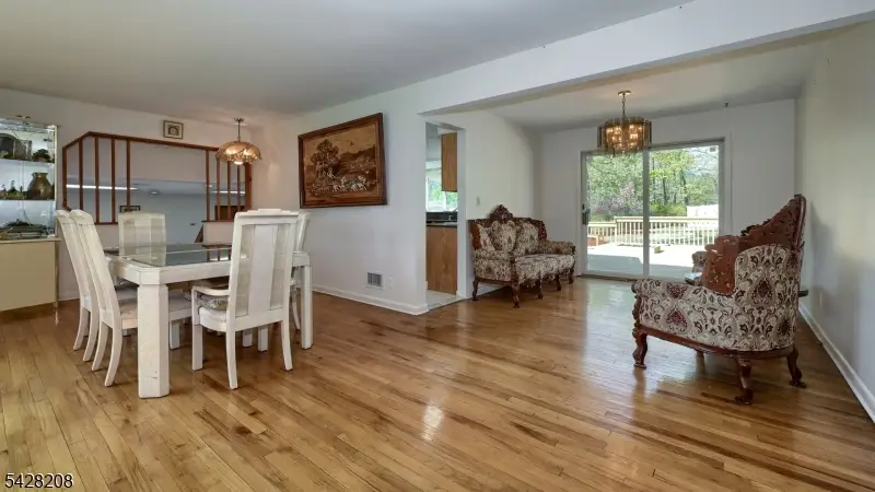 227 Emily Dr, Park Ridge, NJ 07656 - #2