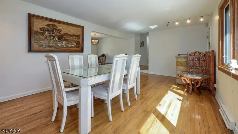227 Emily Dr, Park Ridge, NJ 07656 - #3
